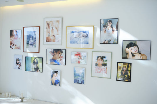 戸田真琴12ヶ月連続ZINE発売プロジェクト額装写真