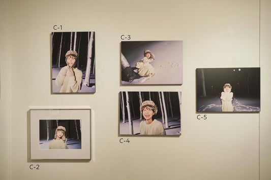 真奈生誕記念写真展『冬に生まれた女の子』展示作品C