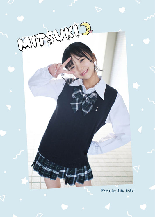 #みつきの写真展なんだよね Photo by Iida Erika『mitsuki』ZINE