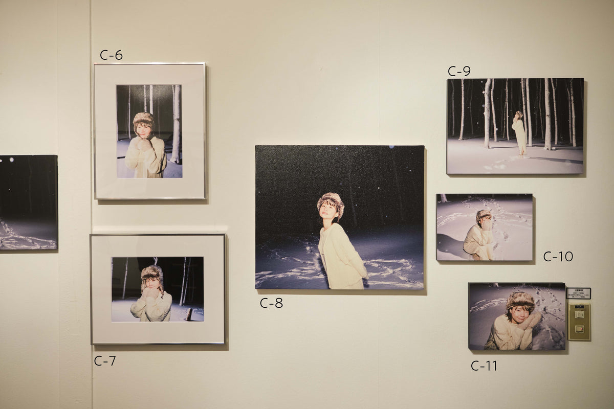 真奈生誕記念写真展『冬に生まれた女の子』展示作品C