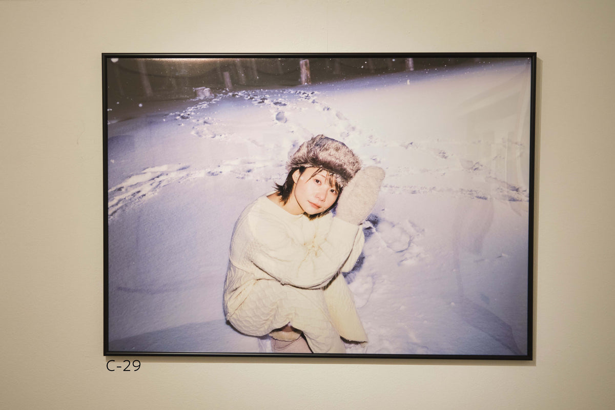 真奈生誕記念写真展『冬に生まれた女の子』展示作品C