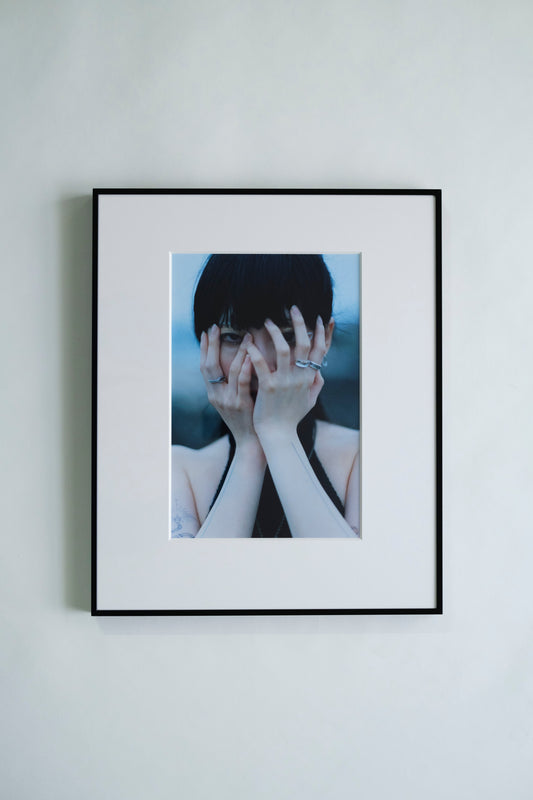14飯田エリカ写真展「あたらしい命」四つ切額装写真