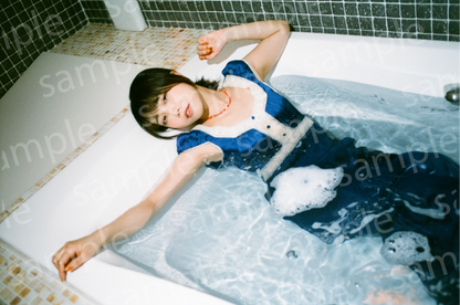 【Special Edition】11月号「ANDROMEDA」(Hotel Poetic 3) 直筆サイン付き（宛名なし）