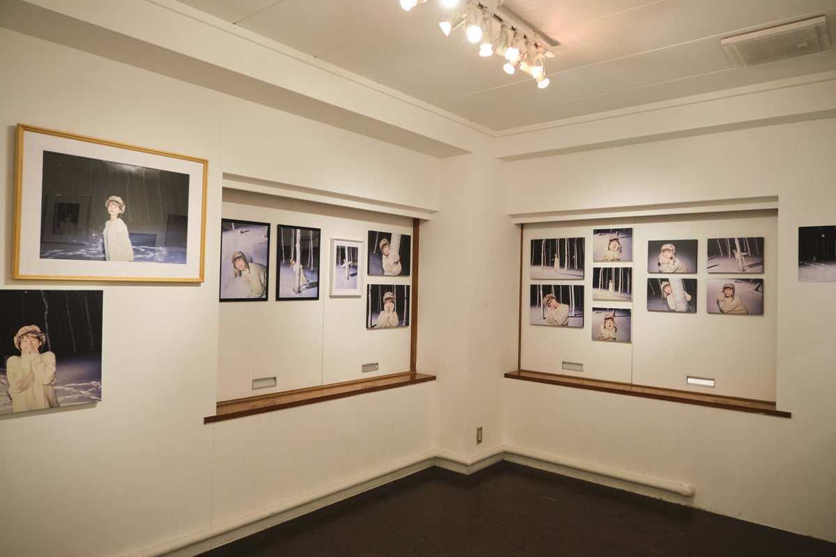真奈生誕記念写真展『冬に生まれた女の子』展示作品C