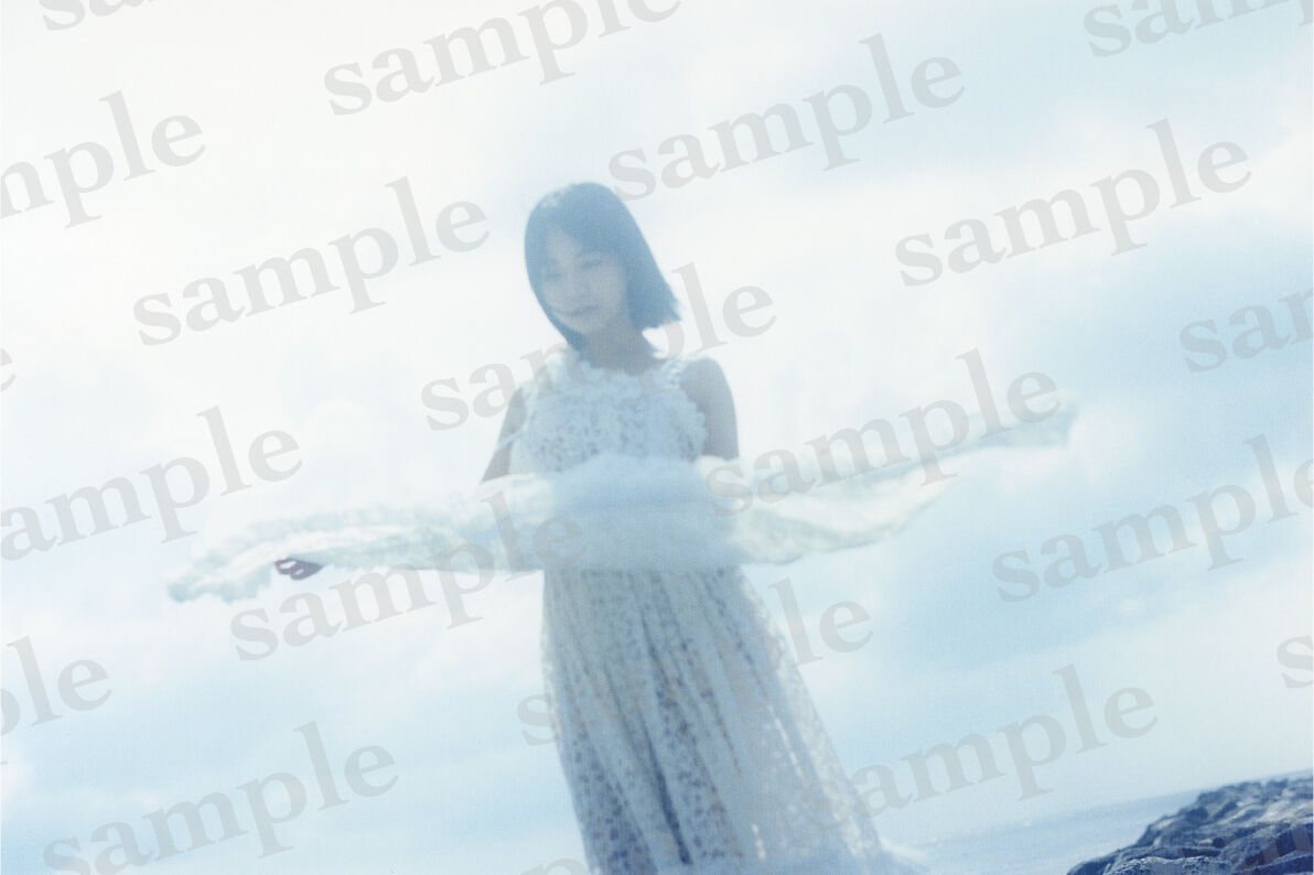 戸田真琴×飯田エリカ写真集『神画』特装版