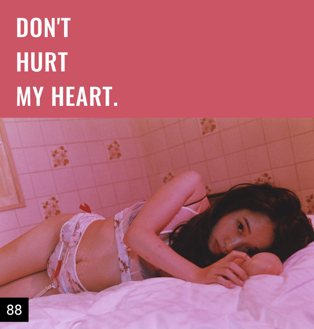 【076-100】I'm a Lover, not a Fighter.「Don't hurt my heart.」100部限定写真集