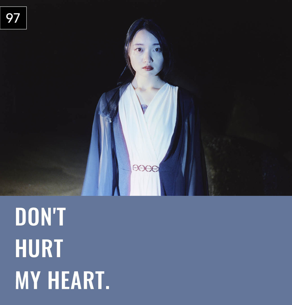 【076-100】I'm a Lover, not a Fighter.「Don't hurt my heart.」100部限定写真集