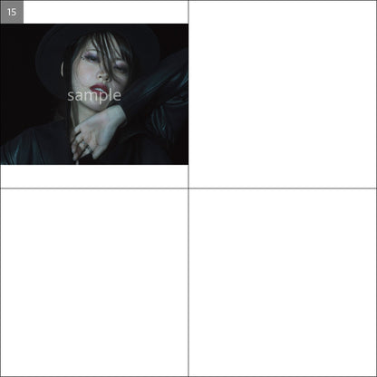 真楪伶10th Anniversary写真展「星霜に咲く軌跡」展示作品