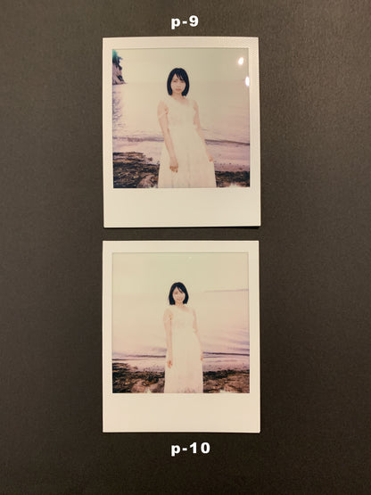 戸田真琴×飯田エリカ写真集「神画」写真展 ポラロイド