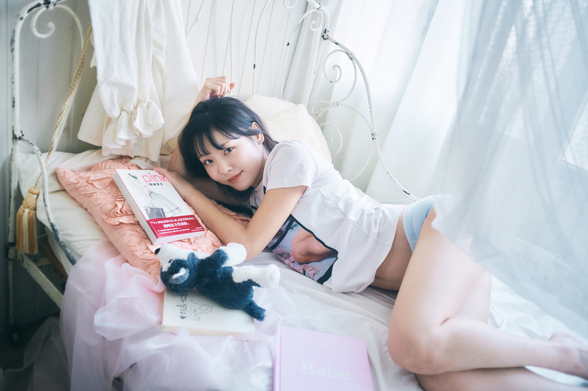 仲村まひろ「Parallel world ❤︎ I’m the cutest！」：ZINE