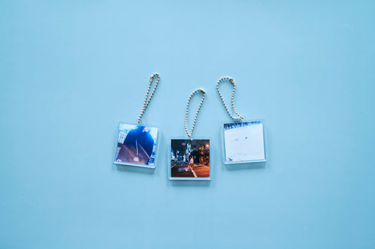 中尾有伽写真展「回生」アクリルキーホルダー（3種類ランダム）