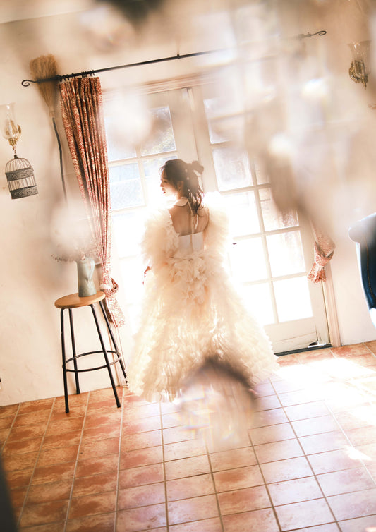 戸田真琴12ヶ月連続ZINE発売プロジェクト額装写真