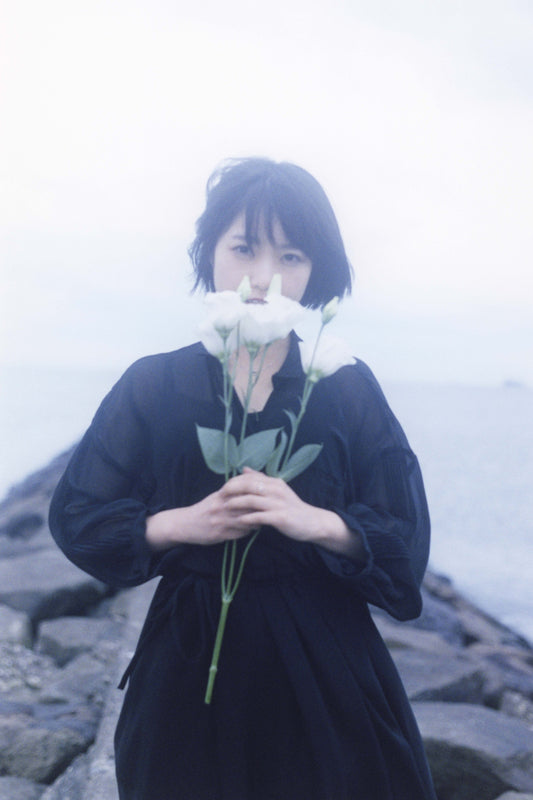 戸田真琴12ヶ月連続ZINE発売プロジェクト「Southern Cross」四つ切フィルム写真